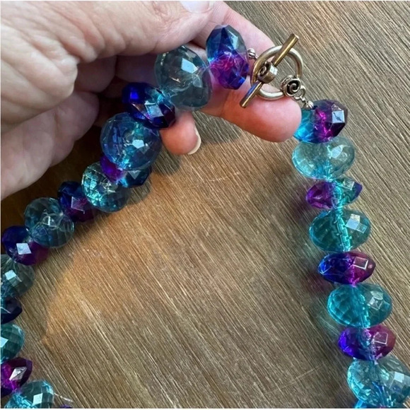 Mermaidcore Chucky Bead Necklace Blue
Purple Sparkly - Picture 3 of 4